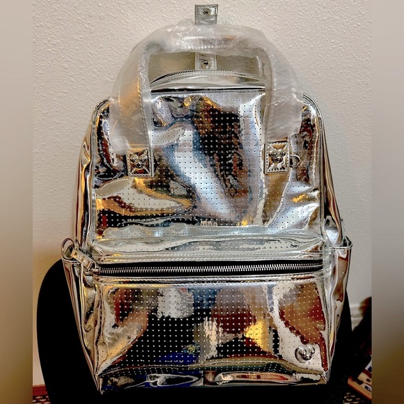 Disney Handbags - Disney Cardmember Exclusive Visa Flair Silver Backpack Mickey Mouse Pin Trading